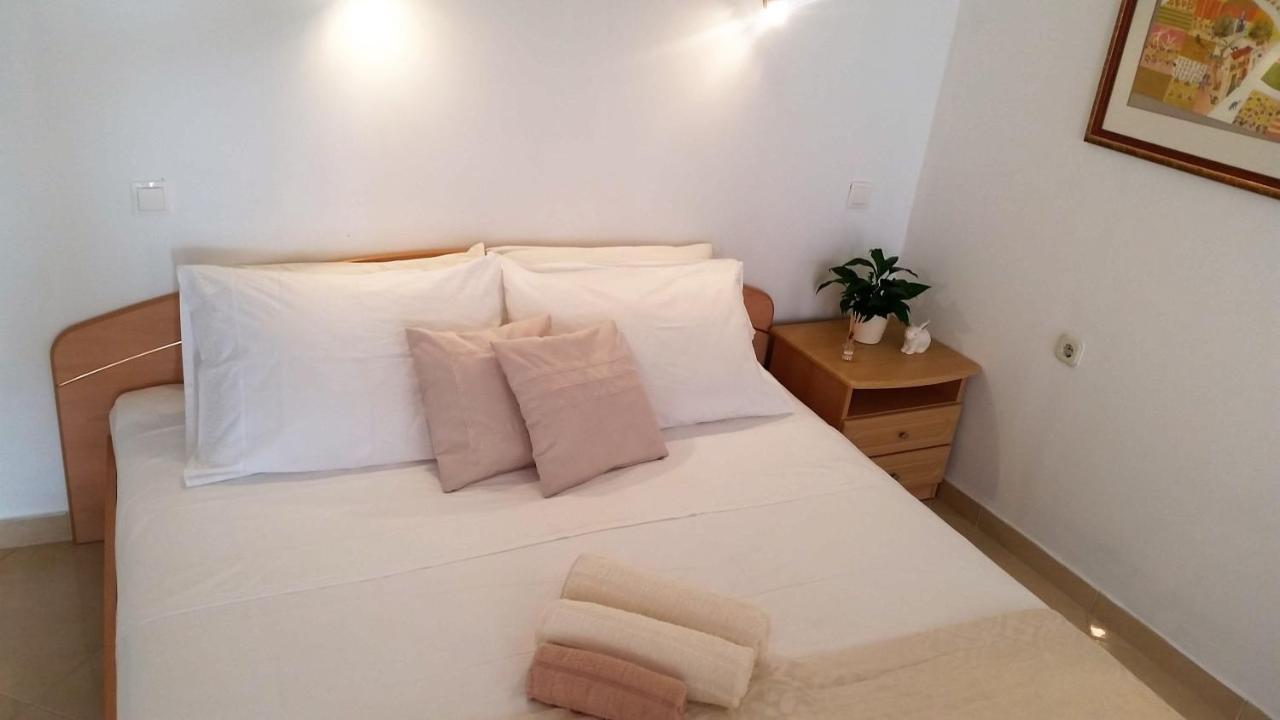 Guesthouse Iva Hvar Town Exterior photo