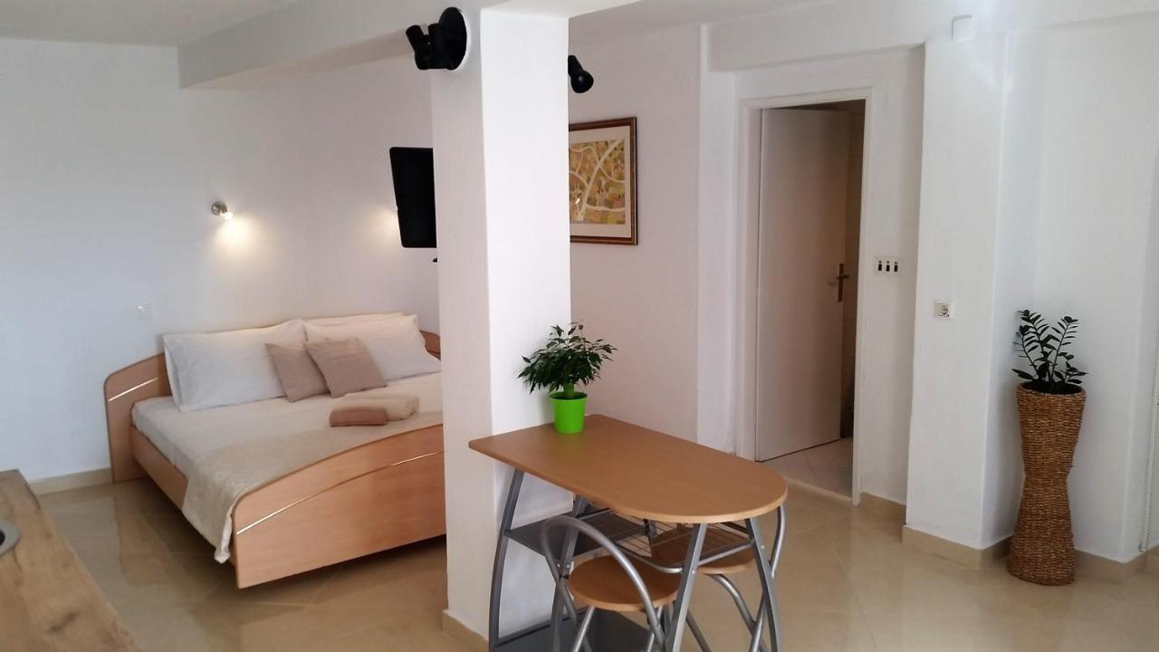 Guesthouse Iva Hvar Town Exterior photo